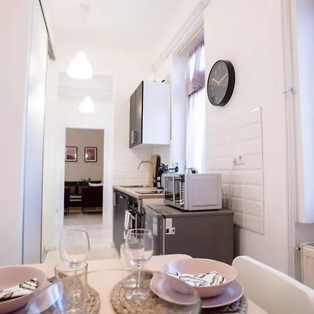 Appartement Very Central, New And Comfy With A/c *