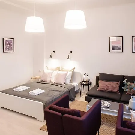 Very Central, New And Comfy With A/c Appartement *