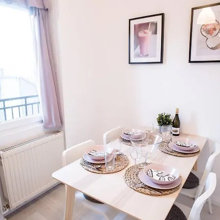 Very Central, New And Comfy With A/c * Budapest
