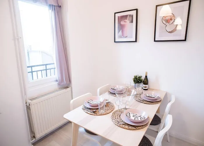 Very Central, New And Comfy With A/c * Budapest