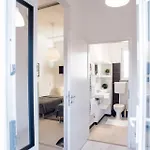 아파트 Very Central, New And Comfy With A/c